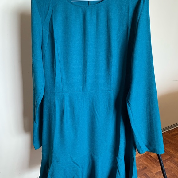 Blue dress - Picture 6 of 8